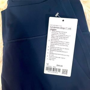 NWT Lululemon Jogger - Sz 12